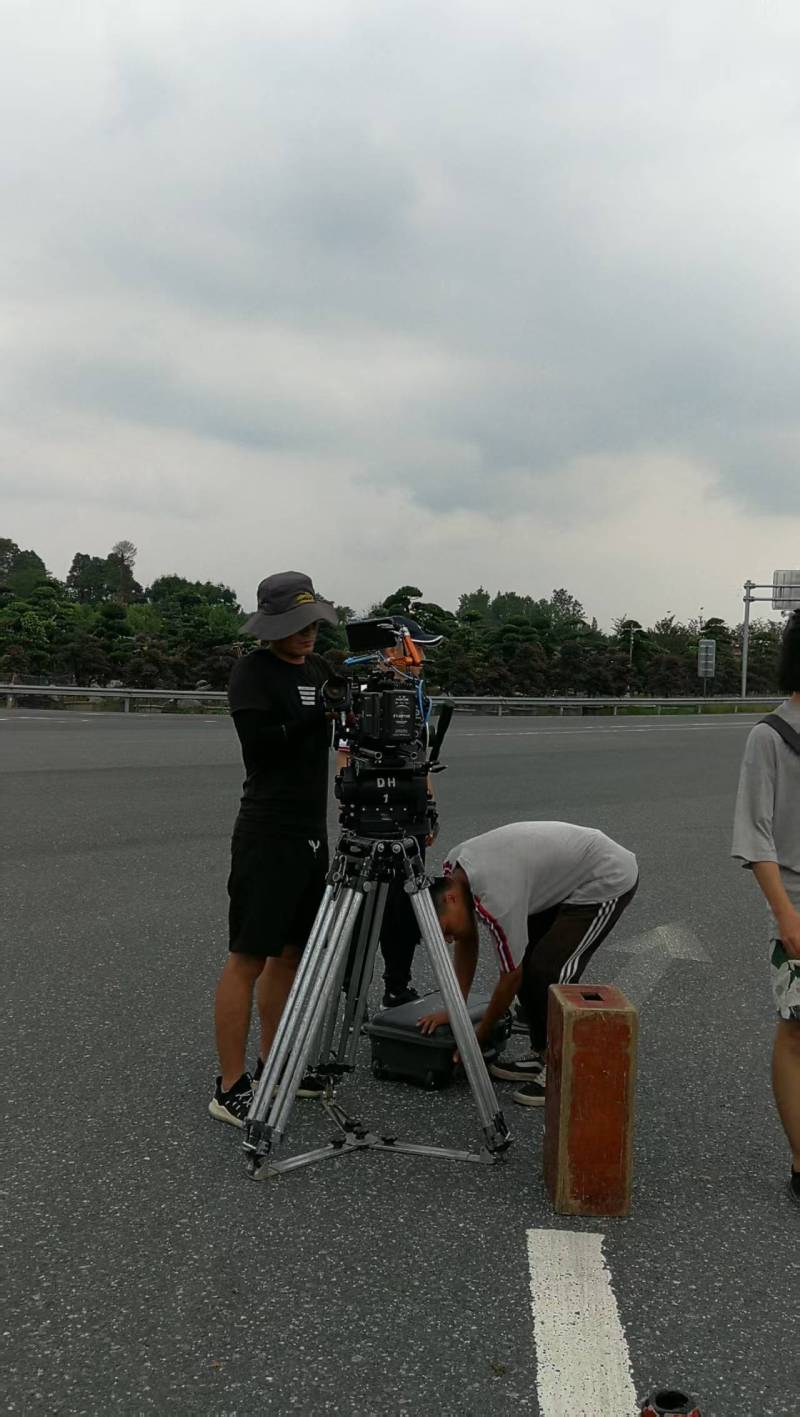 白云区TVC拍摄公司：唤醒集体记忆，构建跨代际沟通桥梁